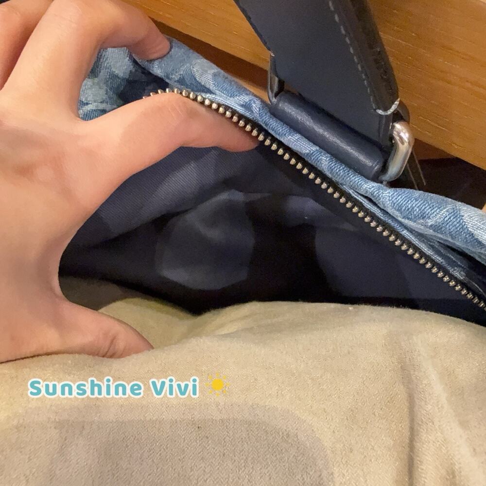 NWT Coach MEN'S Small Tour Tote Bag In Signature Denim CDF24 Silver/Denim - Picture 7 of 13